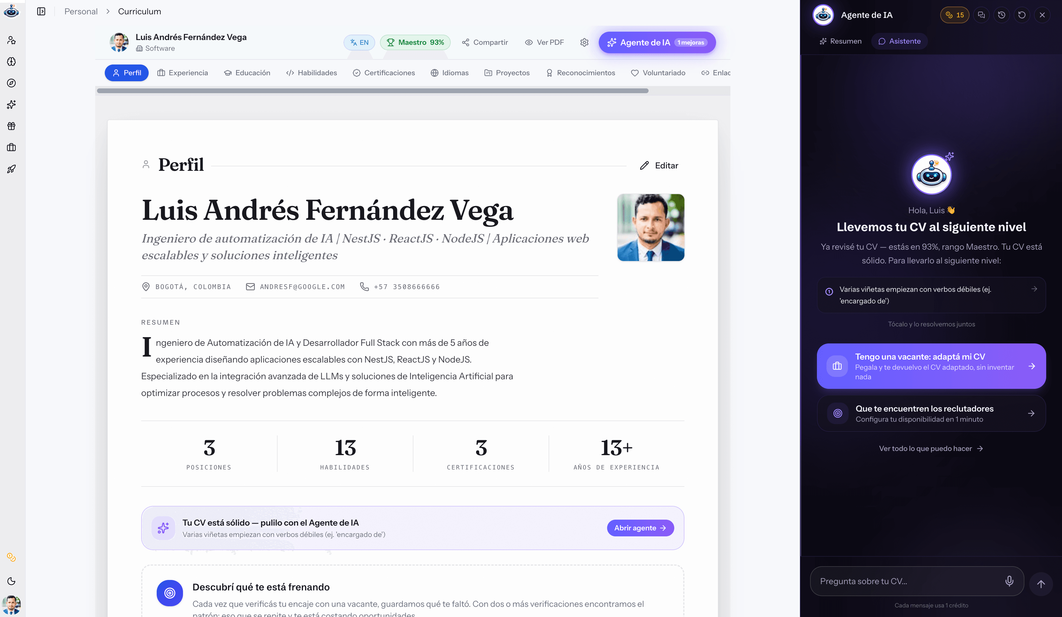 El dashboard de CV de Talent AI con el Agente de IA abierto, sugiriendo mejoras concretas al currículum